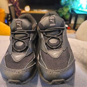 Toddler puma sneakers